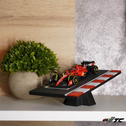 Formula 1 1:43 Model Car on Track Display Stand - Max Verstappen