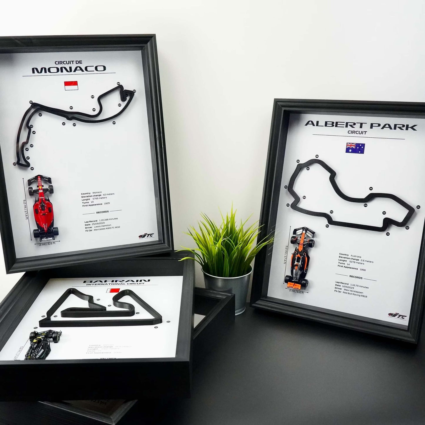 F1 Frame with Car and 3D Track | F1 Wall Art | 40x30cm | Corners Numbers